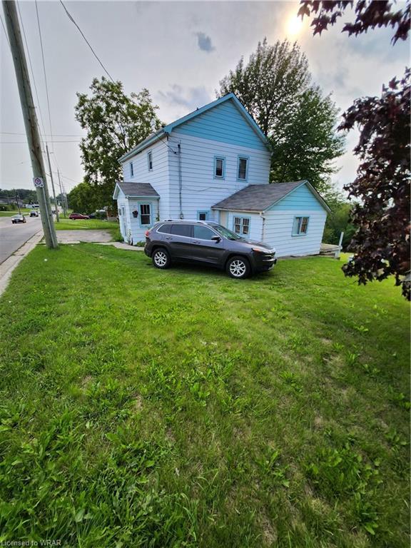 375 Queen Street W, House detached with 3 bedrooms, 1 bathrooms and null parking in Cambridge ON | Image 1