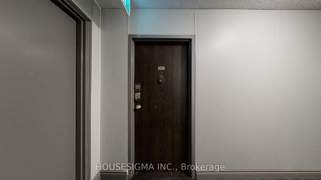 812 - 390 Dixon Rd, Condo with 3 bedrooms, 1 bathrooms and 1 parking in Toronto ON | Image 21