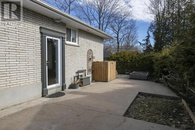 150 Terrance Ave, House detached with 3 bedrooms, 1 bathrooms and null parking in Sault Ste. Marie ON | Image 3