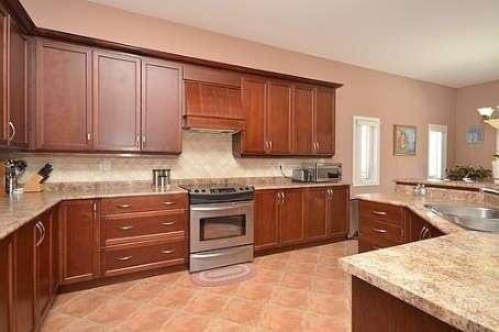 25 Hugo Rd, House detached with 3 bedrooms, 3 bathrooms and 2 parking in Brampton ON | Image 8