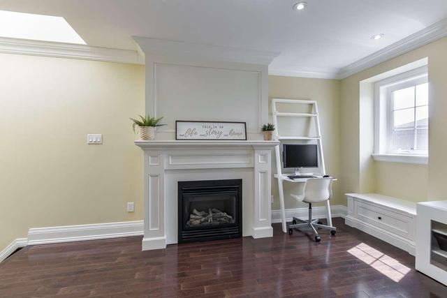 61 Routliffe Lane, House attached with 3 bedrooms, 3 bathrooms and 1 parking in Toronto ON | Image 17