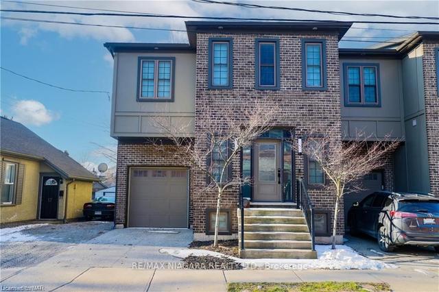 19 Cherry St, House semidetached with 3 bedrooms, 4 bathrooms and 2 parking in St. Catharines ON | Image 12