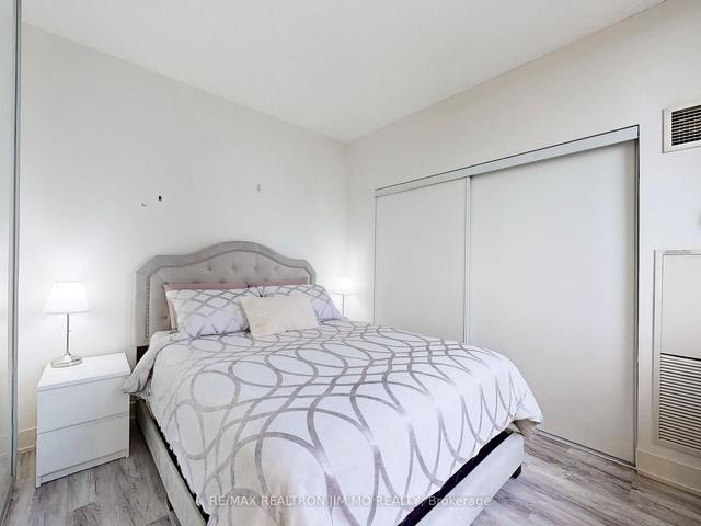 2301 - 23 Sheppard Ave E, Condo with 1 bedrooms, 1 bathrooms and 1 parking in Toronto ON | Image 11
