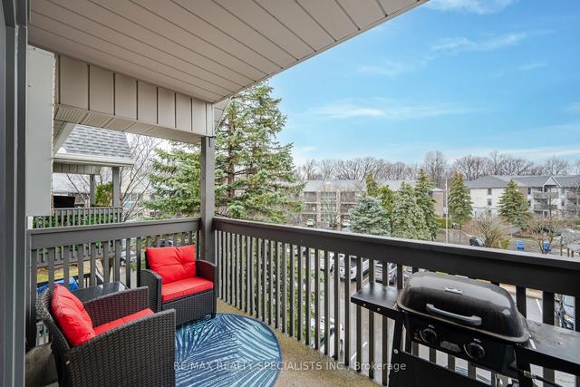 304 - 2020 Cleaver Ave, Condo with 1 bedrooms, 1 bathrooms and 1 parking in Burlington ON | Image 3