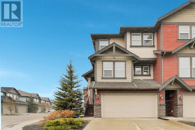 605, - 1086 Williamstown Boulevard Nw, House attached with 3 bedrooms, 2 bathrooms and 4 parking in Airdrie AB | Image 1