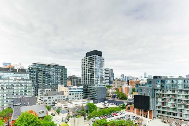 1004 - 318 King St E, Condo with 2 bedrooms, 2 bathrooms and 1 parking in Toronto ON | Image 24