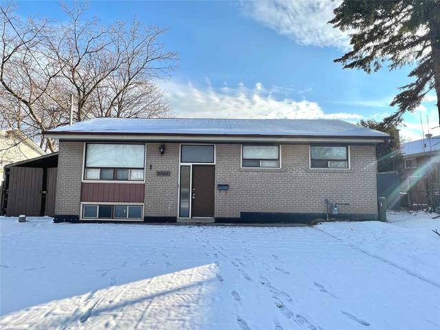 3843 Finch Ave E, House detached with 3 bedrooms, 1 bathrooms and 5 parking in Toronto ON | Image 12