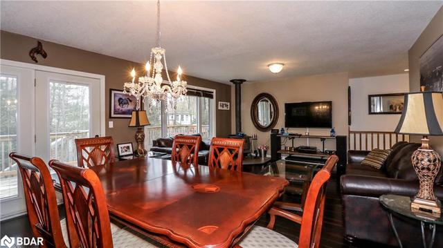 25 Lisbon Court, House detached with 4 bedrooms, 3 bathrooms and 8 parking in Wasaga Beach ON | Image 13