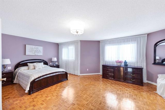 41 Antonia Crt, House detached with 4 bedrooms, 4 bathrooms and 8 parking in Vaughan ON | Image 18