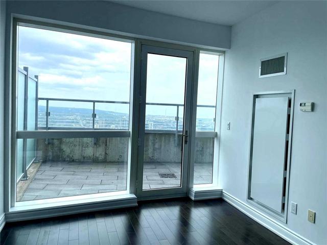 5904 - 388 Yonge St, Condo with 1 bedrooms, 1 bathrooms and 1 parking in Toronto ON | Image 20