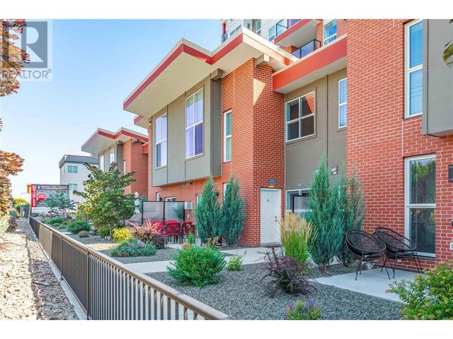 104 - 3346 Skaha Lake Road, House attached with 2 bedrooms, 2 bathrooms and 1 parking in Penticton BC | Image 29