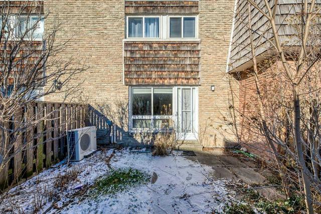 unit3 - 73 Old Burnhamthorpe Rd, Townhouse with 3 bedrooms, 2 bathrooms and 1 parking in Toronto ON | Image 25