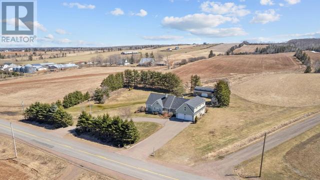 689 Canoe Cove Road, House detached with 5 bedrooms, 3 bathrooms and null parking in West River PE | Image 44