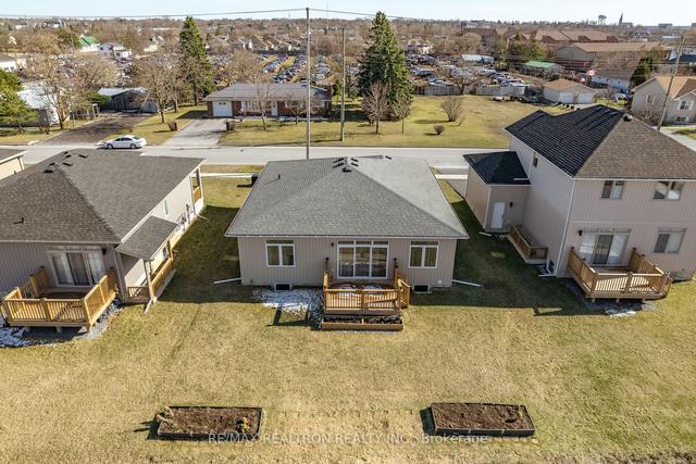 36 Mcfarland Dr, House detached with 2 bedrooms, 3 bathrooms and 4 parking in Belleville ON | Image 32