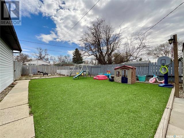623 College Avenue E, House detached with 4 bedrooms, 2 bathrooms and null parking in Regina SK | Image 14