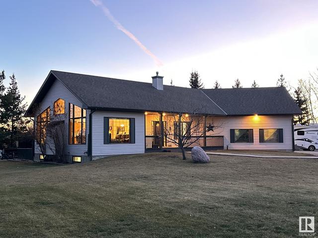 27519 79 Av, House detached with 4 bedrooms, 2 bathrooms and null parking in Stony Plain AB | Image 2