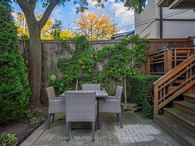 57 Glenholme Ave, House detached with 5 bedrooms, 3 bathrooms and 2 parking in Toronto ON | Image 22