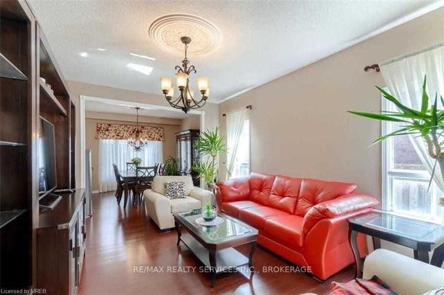 67 Laurelcrest St, House detached with 4 bedrooms, 4 bathrooms and 6 parking in Brampton ON | Image 35