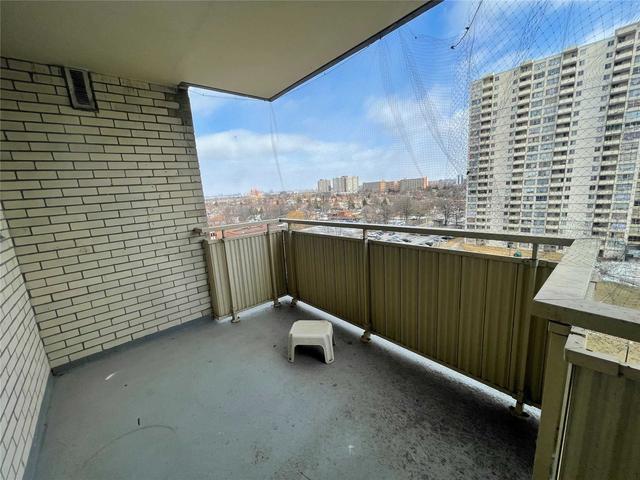 1003 - 340 Dixon Rd, Condo with 2 bedrooms, 1 bathrooms and 1 parking in Toronto ON | Image 10