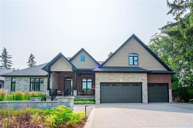 374 Woodworth Drive W, House detached with 5 bedrooms, 4 bathrooms and 6 parking in Hamilton ON | Image 1