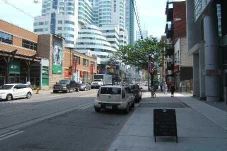 2509 - 375 King (Sale) St W, Condo with 1 bedrooms, 2 bathrooms and 1 parking in Toronto ON | Image 2