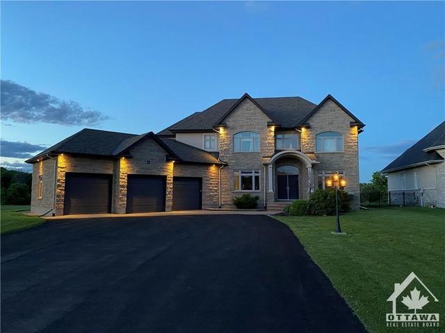 458 Lockmaster Crescent, House detached with 4 bedrooms, 5 bathrooms and 12 parking in Ottawa ON | Image 1