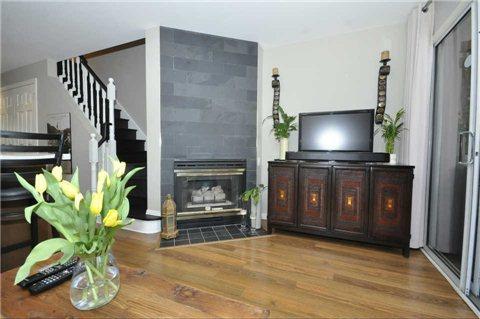 th 4 b - 801 King St W, Townhouse with 1 bedrooms, 1 bathrooms and 1 parking in Toronto ON | Image 4