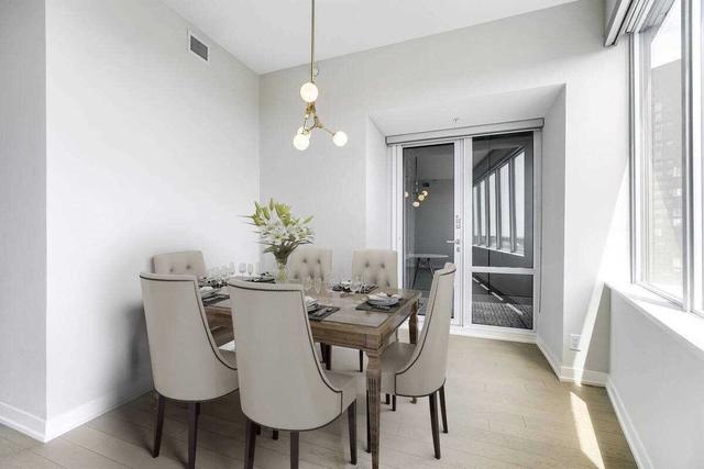 s1501 - 120 Bayview Ave, Condo with 2 bedrooms, 2 bathrooms and 1 parking in Toronto ON | Image 8