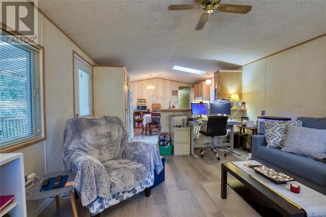 35 - 25 Maki Rd, House other with 2 bedrooms, 1 bathrooms and 4 parking in Nanaimo BC | Image 10