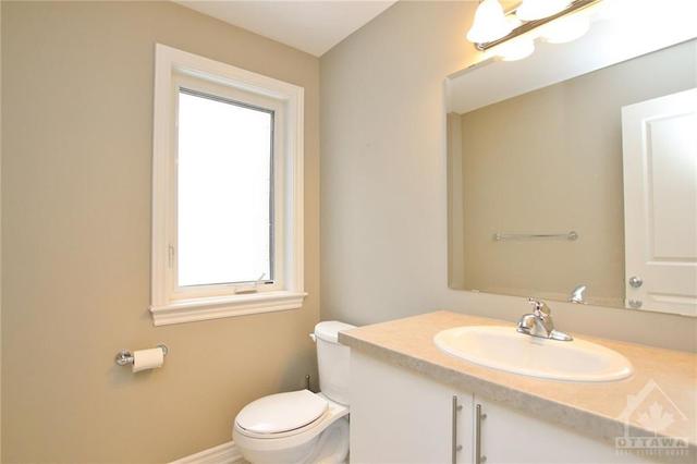 119 Chaperal Private, Townhouse with 2 bedrooms, 3 bathrooms and 2 parking in Ottawa ON | Image 4