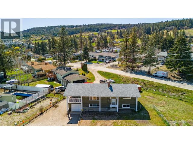 3334 Mcmurchie Road, House detached with 4 bedrooms, 3 bathrooms and 1 parking in West Kelowna BC | Image 37