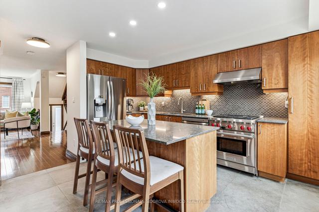 103 Viella St, House attached with 3 bedrooms, 4 bathrooms and 2 parking in Toronto ON | Image 5