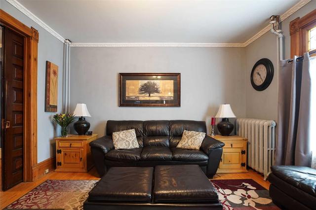 58 Burton Ave, House detached with 3 bedrooms, 2 bathrooms and 2 parking in Barrie ON | Image 12
