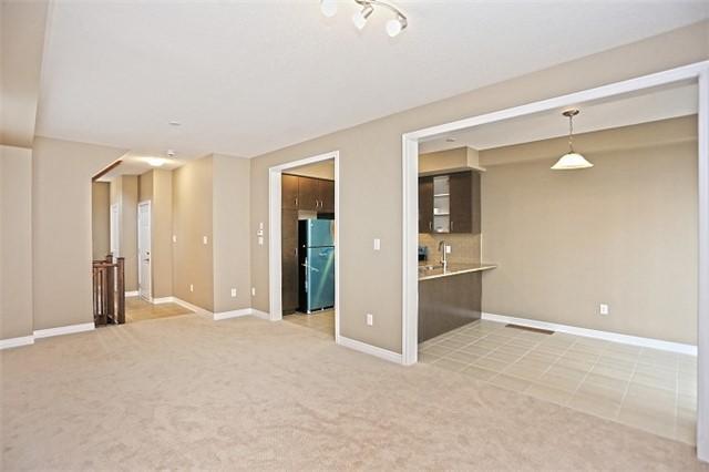 387 Wheat Boom Dr, House attached with 3 bedrooms, 3 bathrooms and 1 parking in Oakville ON | Image 5