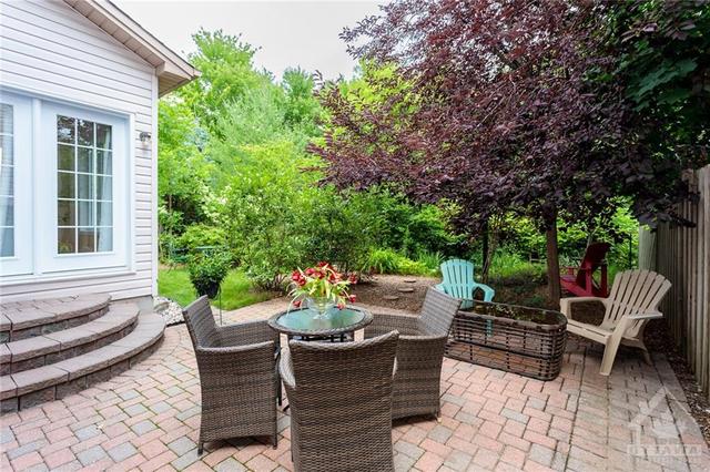 20 Bon Echo Crescent, House detached with 5 bedrooms, 4 bathrooms and 6 parking in Ottawa ON | Image 29
