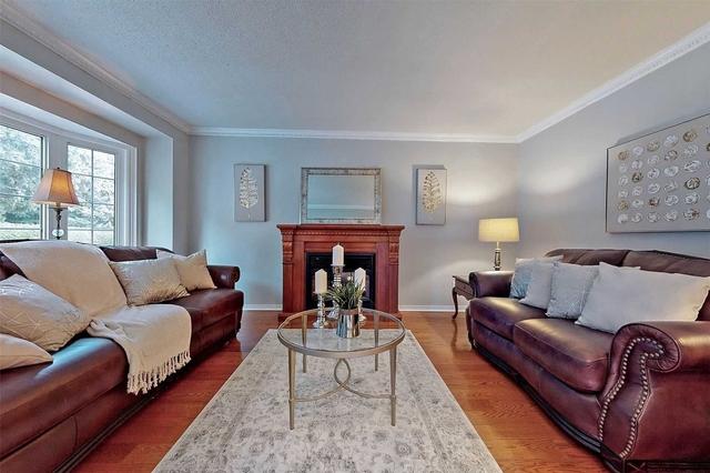 8 Broadbridge Dr, House detached with 4 bedrooms, 4 bathrooms and 6 parking in Toronto ON | Image 38