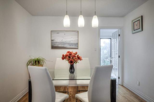 3 - 10 Reidmount Ave, Townhouse with 3 bedrooms, 2 bathrooms and 2 parking in Toronto ON | Image 27