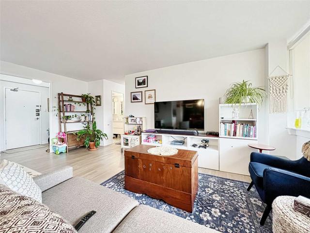 608 - 155 Marlee Ave, Condo with 2 bedrooms, 1 bathrooms and 1 parking in Toronto ON | Image 19