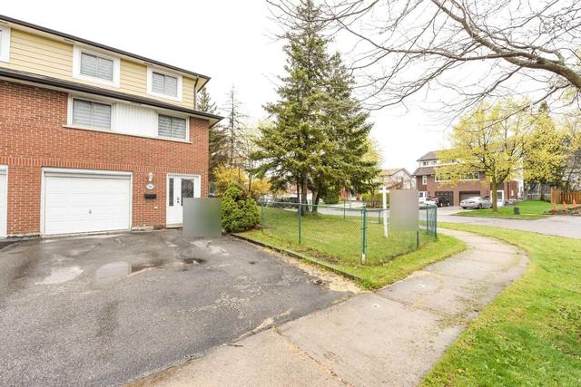 7369 Bybrook Dr, House semidetached with 3 bedrooms, 3 bathrooms and 5 parking in Mississauga ON | Image 23