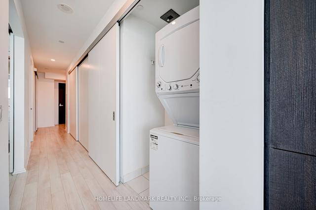 4211 - 197 Yonge St, Condo with 1 bedrooms, 1 bathrooms and 1 parking in Toronto ON | Image 16