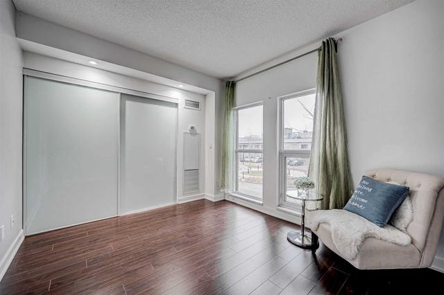 th 11 - 175 Bonis Ave, Townhouse with 3 bedrooms, 3 bathrooms and 1 parking in Toronto ON | Image 2