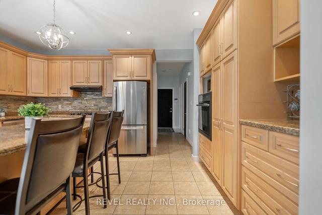 7847 Cathedral Dr, House detached with 4 bedrooms, 3 bathrooms and 9 parking in Niagara Falls ON | Image 13
