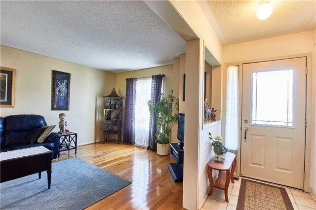 347 John West Way, Townhouse with 3 bedrooms, 3 bathrooms and 2 parking in Aurora ON | Image 5