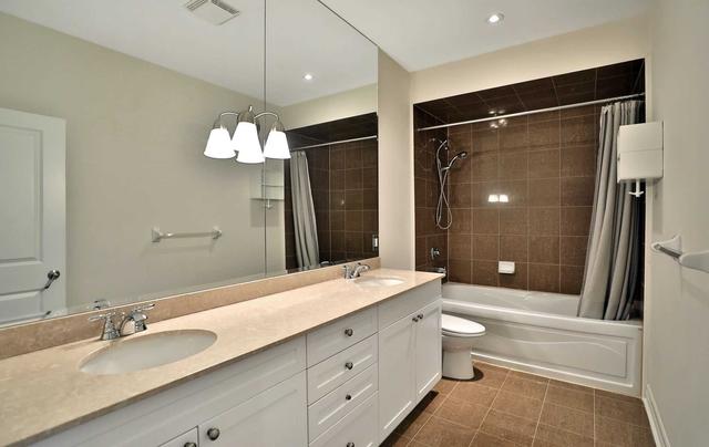 2353 Ontario St, Condo with 4 bedrooms, 4 bathrooms and 4 parking in Oakville ON | Image 20