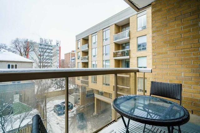 404 - 1750 Bayview Ave, Condo with 3 bedrooms, 3 bathrooms and 2 parking in Toronto ON | Image 27