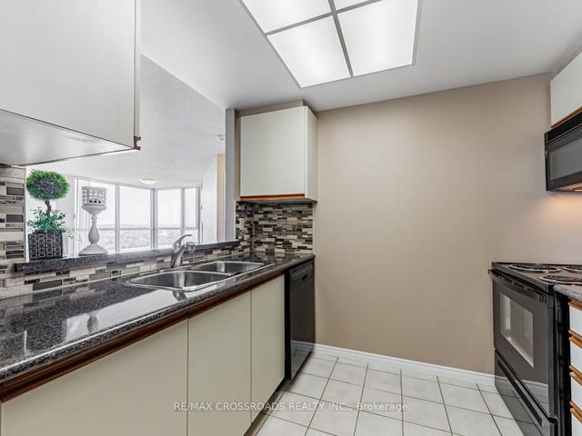 2003 - 7 Concorde Pl, Condo with 1 bedrooms, 1 bathrooms and 1 parking in Toronto ON | Image 31