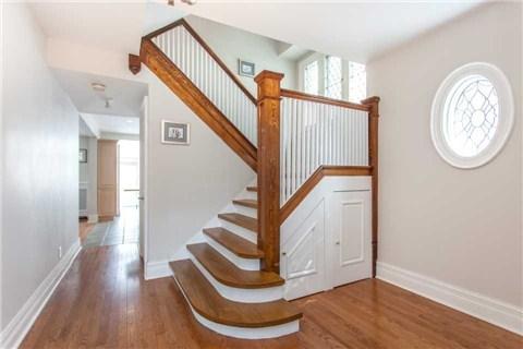 74 Dale Ave, House detached with 5 bedrooms, 5 bathrooms and 1 parking in Toronto ON | Image 2