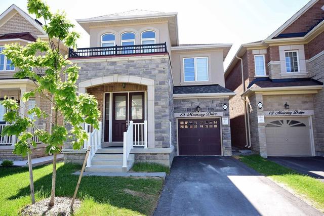 15 Muscovy Dr E, House detached with 3 bedrooms, 3 bathrooms and 2 parking in Brampton ON | Image 1