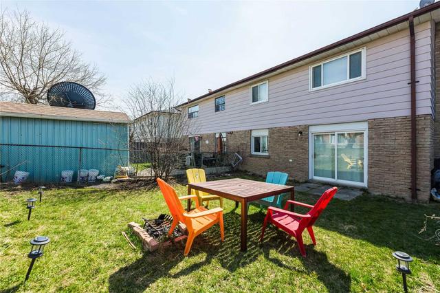 76 Abell Dr, House semidetached with 3 bedrooms, 2 bathrooms and 3 parking in Brampton ON | Image 27