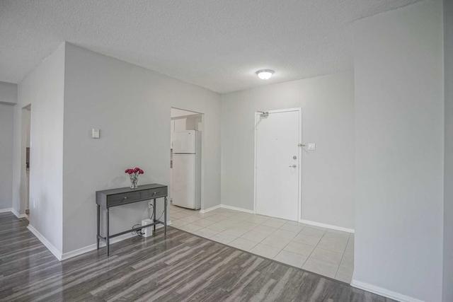 401 - 1705 Mccowan Rd, Condo with 2 bedrooms, 1 bathrooms and 1 parking in Toronto ON | Image 19